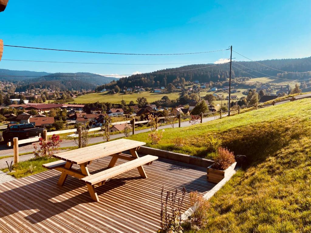 Le Bois Des Neiges Charmant Chalet Authentique A 5 Mn De Gerardmer 종루프 롱지메르 외부 사진